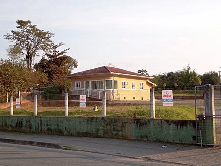 Cômodo Condomínio