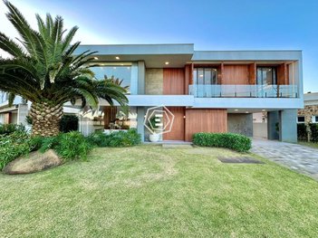 house em Rua Rio Jacuí, Centro - Xangri-Lá - RS