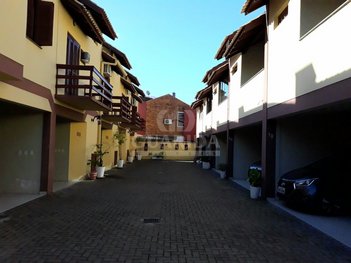 house em Rua Irmão Augusto Duflot, Serraria - Porto Alegre - RS
