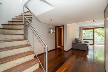 apartment em Rua Dinarte Ribeiro, Moinhos de Vento - Porto Alegre - RS