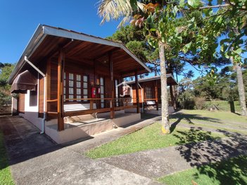 commercial_building em Rua Benedito Olimpio Miranda, Vila Siomara - Campos do Jordão - SP