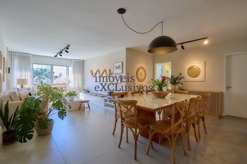 apartment em Rua Lysimaco Ferreira da Costa, Centro Cívico - Curitiba - PR