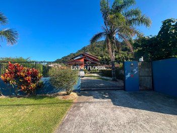 house em Rua Lauro Mendes, Pântano do Sul - Florianópolis - SC