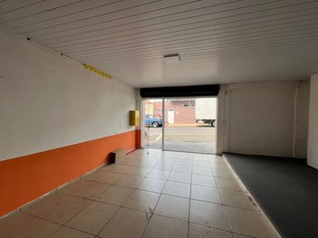 office em Tenente João Francisco, Vila Carmelo - Botucatu - SP