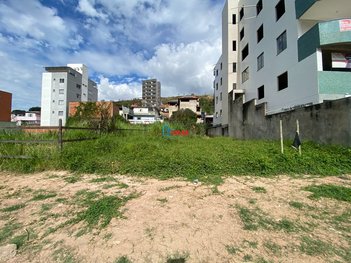 land_lot em Castelo Branco, República - João Monlevade - MG