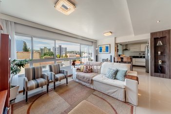 apartment em Rua Doutor Dias de Carvalho, Tristeza - Porto Alegre - RS