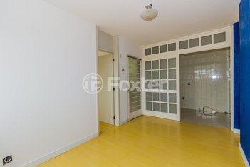 apartment em Avenida Engenheiro Francisco Rodolfo Simch, Sarandi - Porto Alegre - RS