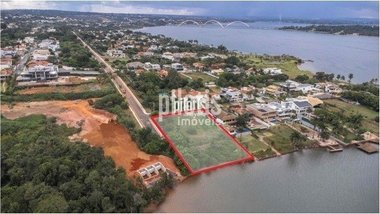 land_lot em SHIS QL 28, Setor de Habitações Individuais Norte - Brasília - DF