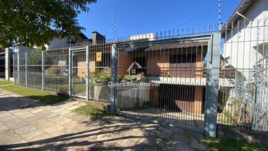 house em dos Cinamomos, Cinqüentenário - Caxias do Sul - RS