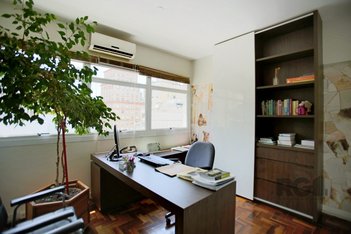 office em Uruguai, Centro Histórico - Porto Alegre - RS