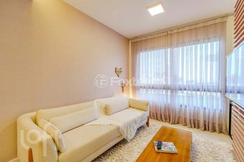 apartment em Rua Professor Freitas e Castro, Azenha - Porto Alegre - RS