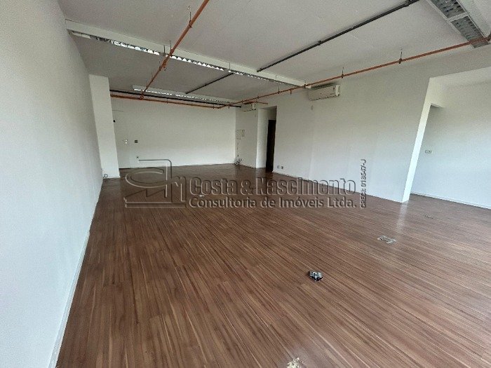 WhatsApp Image 2025-10-20 at 15.36