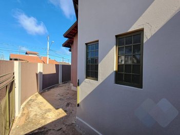 house em Avenida João Baptista Carnietto, Jardim Itamarati - Botucatu - SP