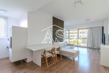 apartment em Avenida Borges de Medeiros, Praia de Belas - Porto Alegre - RS