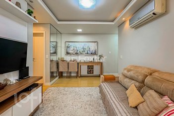 apartment em Rua Marina Sirângelo Castello, Jardim Itu - Porto Alegre - RS