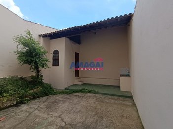 house em Rua Gilberto Moreira, Vila Aprazível - Jacareí - SP