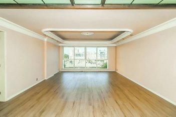 apartment em Rua Duque de Caxias, Centro Histórico - Porto Alegre - RS