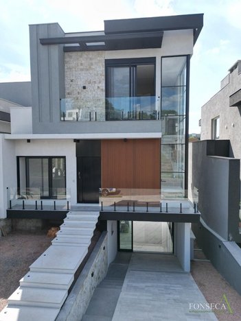 house em Rua Adolfo Inácio de Barcelos, Centro - Gravataí - RS