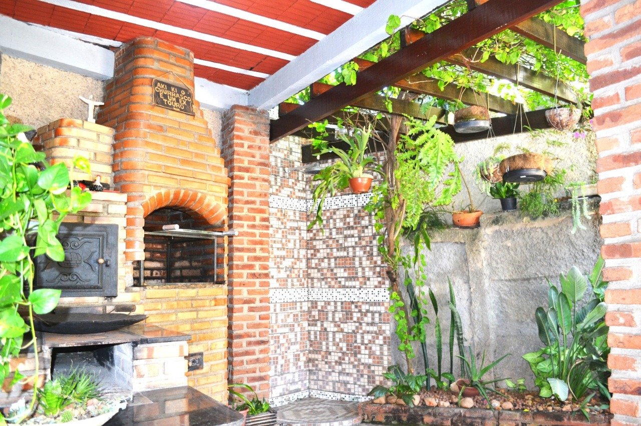 Casa com 3 quartos — Lagoinha Leblon (Venda Nova), Belo Horizonte