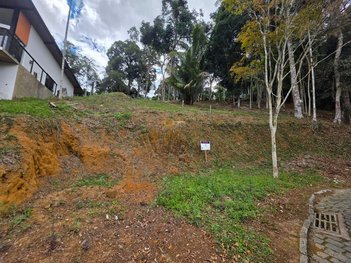 land_lot em Estrada Doutor Rogério de Moura Estevão, Albuquerque - Teresópolis - RJ