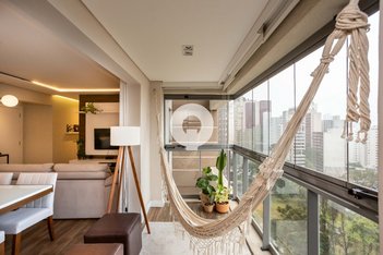 apartment em Rua Alferes Ângelo Sampaio, Água Verde - Curitiba - PR