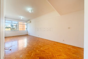 apartment em Rua Vinte e Quatro de Outubro, Moinhos de Vento - Porto Alegre - RS
