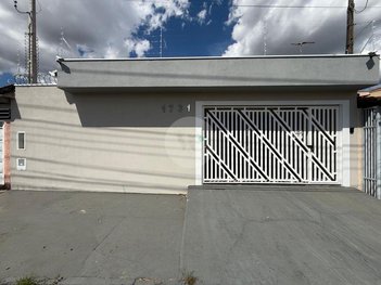 house em Rua Cesar Dacorso Filho, Vila Carmem - São Carlos - SP