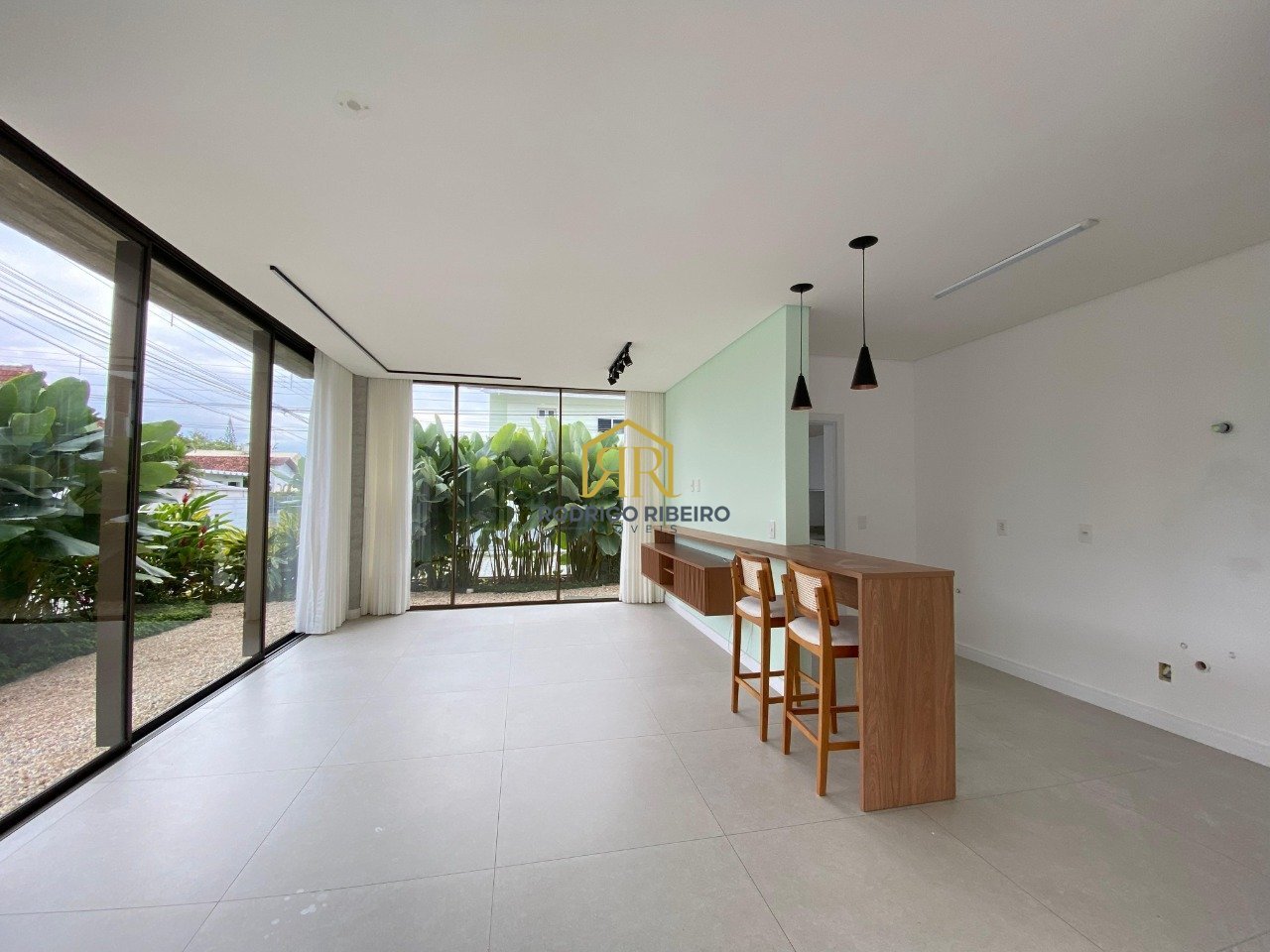 WhatsApp Image 2025-06-04 at 11.18