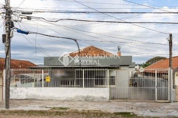 house em Rua Vinte e Um de Agosto, Cavalhada - Porto Alegre - RS