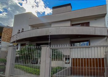 house em Rua Cremona, São Pelegrino - Caxias do Sul - RS