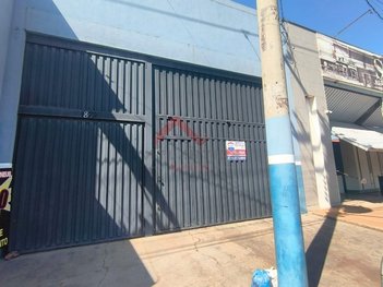 industrial em Avenida Rio Grande do Sul, Conjunto Habitacional Antônio Silvio da Cunha Bueno - Andradina - SP