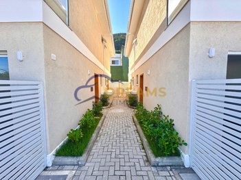 house em Rua Demócrito da Cunha Silveira, Piratininga - Niterói - RJ