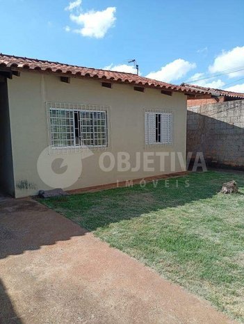 house em Rua das Mangabas, Residencial Integração - Uberlândia - MG