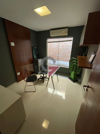 office em Rua David Maria Monteiro Gomes, Centro - Taubaté - SP