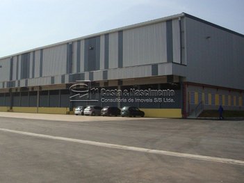 industrial em Rodovia Presidente Dutra, Vila Galvão - Caçapava - SP