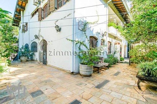 Rua Madre Mazarello - facade64.jpg