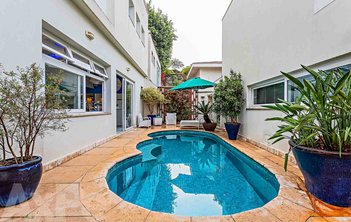 house em Rua Heitor de Morais, Pacaembu - São Paulo - SP