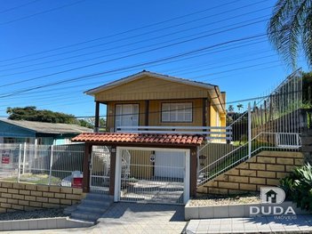 house em Rua Vila Lobos, Lote Seis - Criciúma - SC