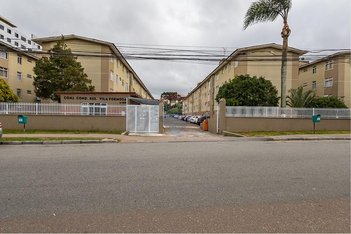 apartment em Rua Antônio Dalmarco, Fazendinha - Curitiba - PR