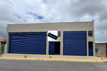 industrial em Rua Inverno, Cruzeiro - Bragança Paulista - SP