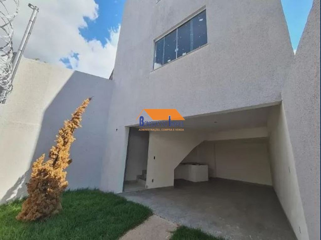 Casa com 2 quartos — Céu Azul, Belo Horizonte