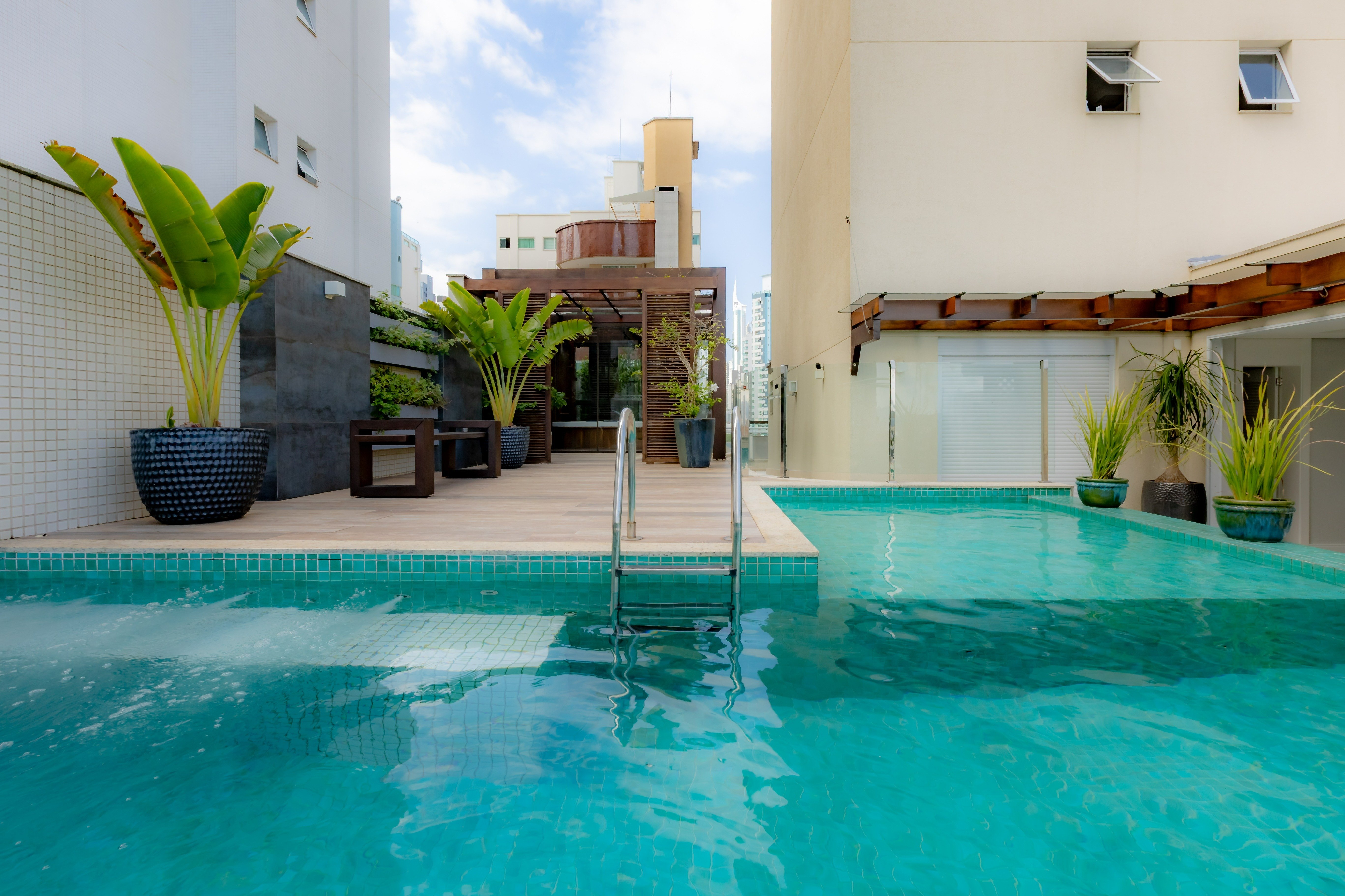 ROYAL_GARDEN_AP_602_013