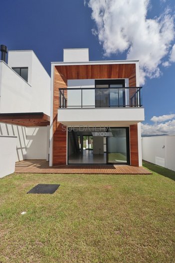 house em Doutor Antônio Luiz Moura Gonzaga, Rio Tavares - Florianópolis - SC