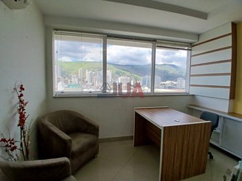 office em Rua Iracema Soares Pereira Junqueira, Centro - Nova Iguaçu - RJ