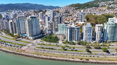 apartment em Rua Rui Barbosa, Agronômica - Florianópolis - SC