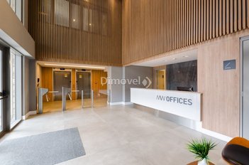office em Wenceslau Escobar, Tristeza - Porto Alegre - RS