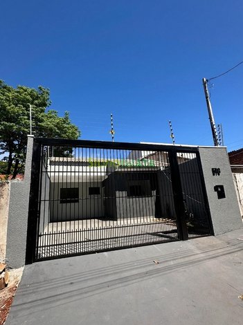 house em Rua Eugênia Coutinho Meller, Conjunto Residencial Cidade Alta - Maringá - PR