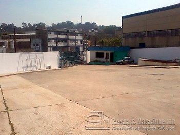 industrial em Avenida Deputado Oswaldo Moraes e Silva, Conceição - Diadema - SP