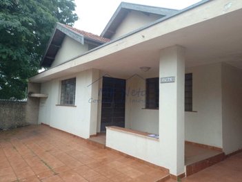 house em Rua 13 de Maio, Centro - Pirassununga - SP