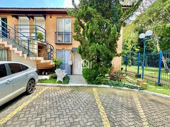 house em Estrada Municipal do Embu, Jardim Torino - Cotia - SP